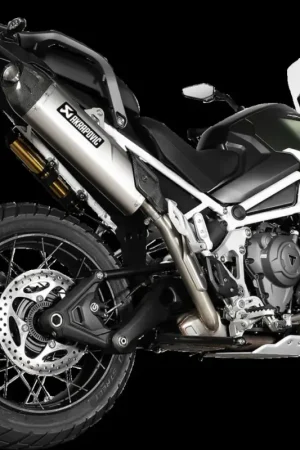 Flitsaanbieding Akrapovic uitlaat Slip-On Triumph TIGER 1200 2022