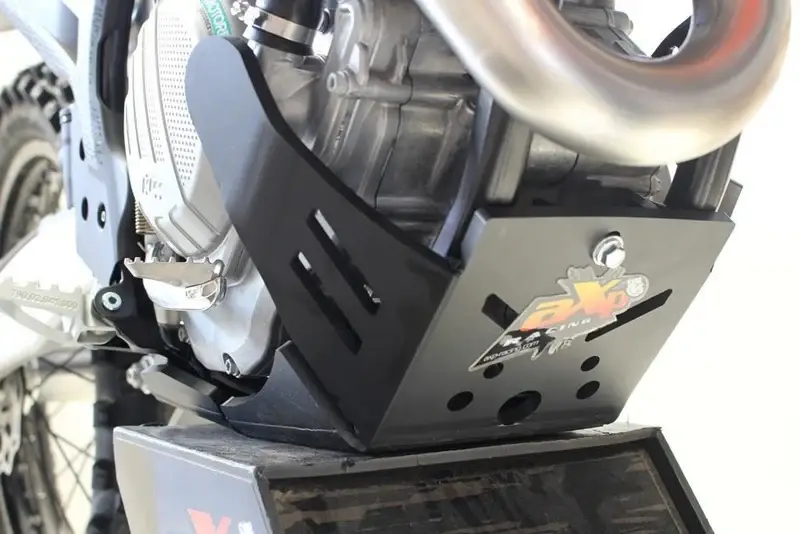 Premium AXP SKID PLATE XTREM HDPE 8MM BLK